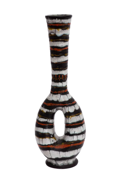 Fekete-fehér csíkozott kerámia váza Gorka stílusban.